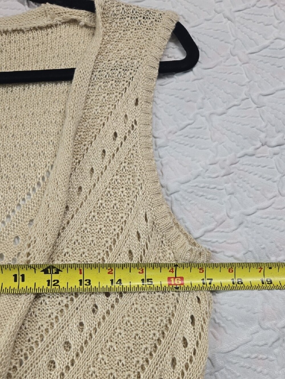 Alya Cream Open-Knit Sleeveless Vest - Picture 5 of 8